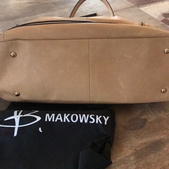 Handbag - Picture 8 of 8